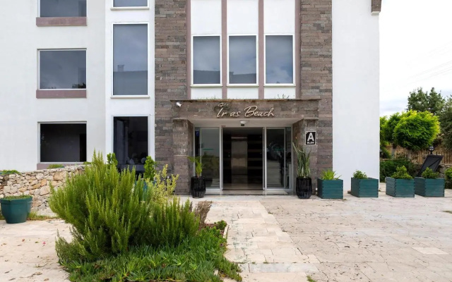 Troas Beach Hotel
