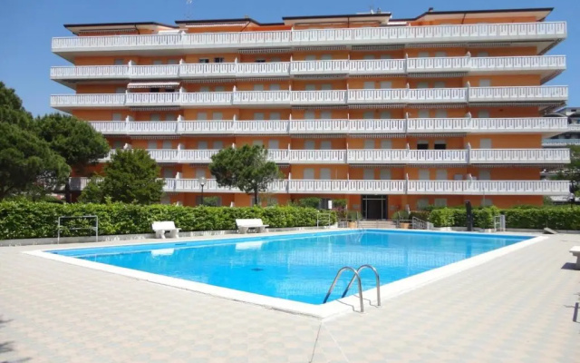 Modern Apartment With Pool and sea View