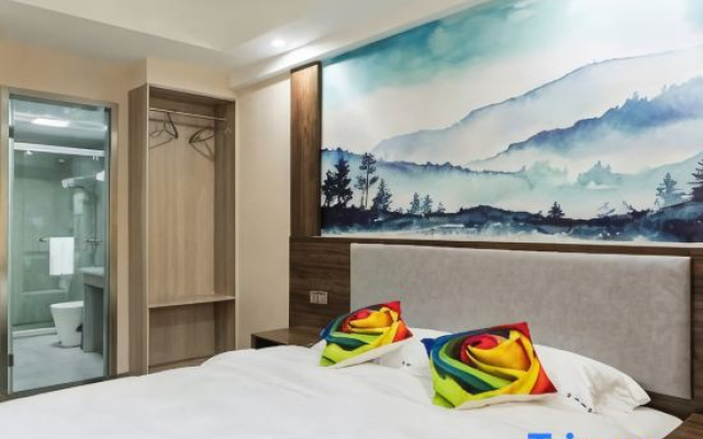 Huzhou Yunduo Hotel