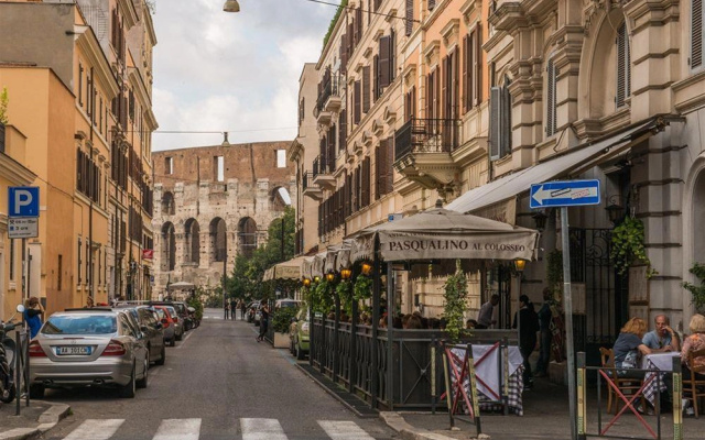Via dei Santissimi quattro 85 Apt
