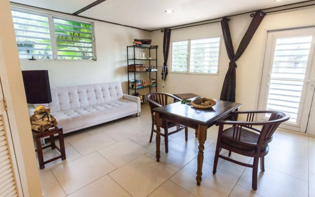 Frangipani Apartments