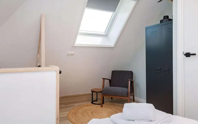 Apartment Near Sneekermeer Water Sports