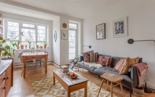 Stylish Arty Apartment in Hackney