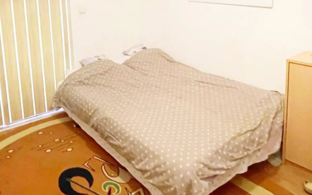 small APARTMENT FOR RENT