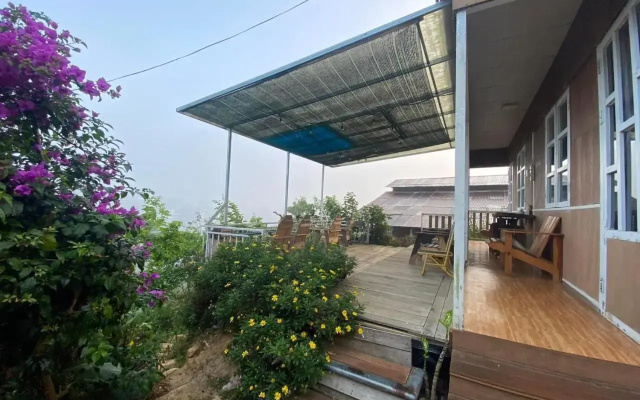 Books Homestay