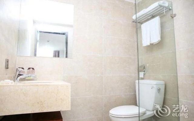 Yihua Hotel