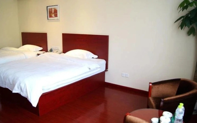 GreenTree Inn Anqing Qianshan County Sunshine City Express Hotel