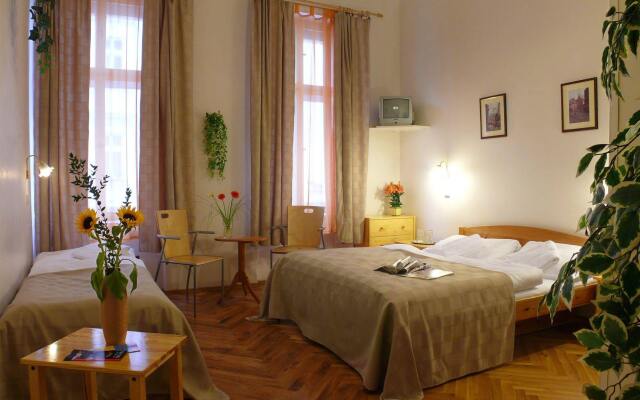Отель Pension Prague City Чехия, Прага - 11 отзывов об отеле, цены и фото номеров - забронировать отель Pension Prague City онлайн комната для гостей