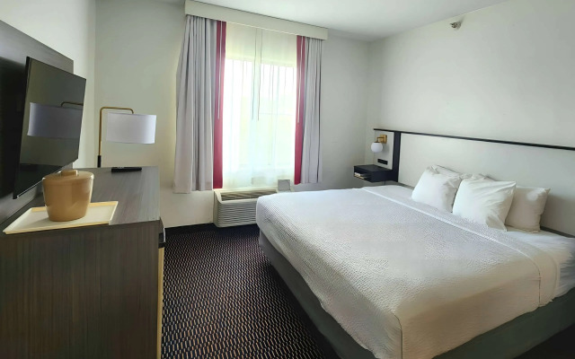 Ramada by Wyndham Columbia