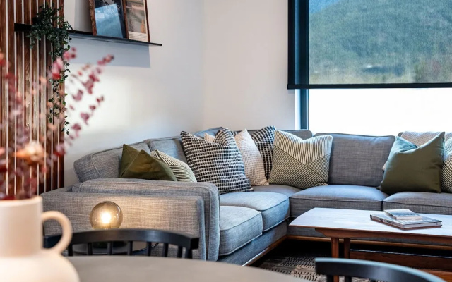 Villa 23 Cabot Peaks Revelstoke Vacation