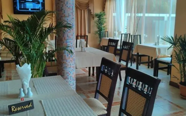 Romanasia Hotel
