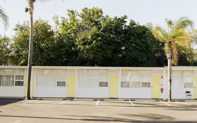 Sunnyside Motel