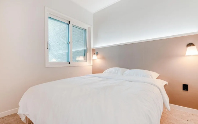 Tongyeong Saryangdo Elphis36 Poolvilla