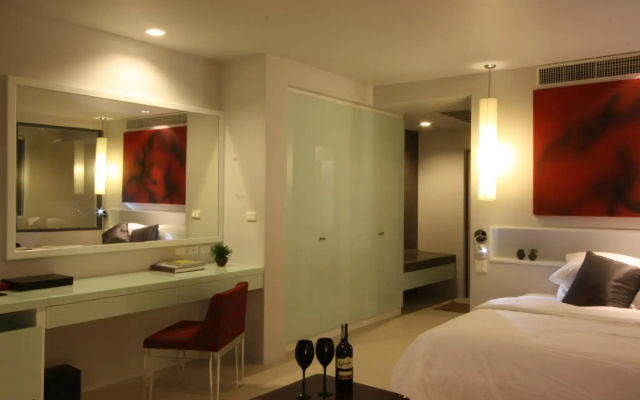 The Houben Hotel,  Adult Only