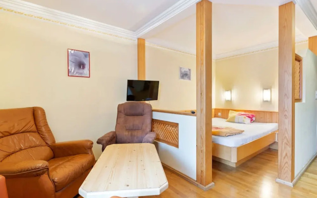 Studio in Saalbach Near Ski Slopes