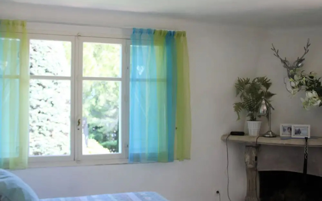 Luxurious Villa in Mougins with Swimming Pool