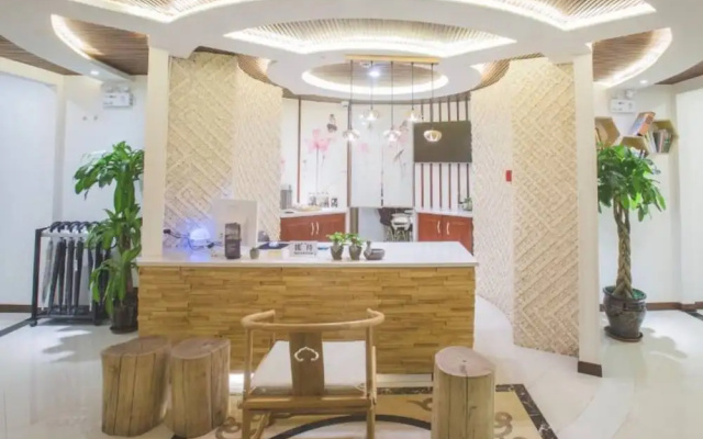 Ou Ran Jian Hotel