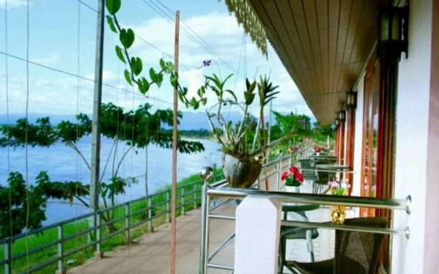 Kongkhamkoon Hotel