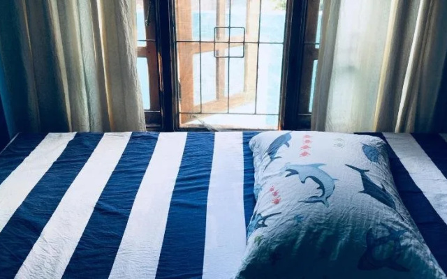 C-World Hotel