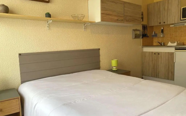 Appartement Balaruc-les-Bains, 1 pièce, 2 personnes - FR-1-553-80