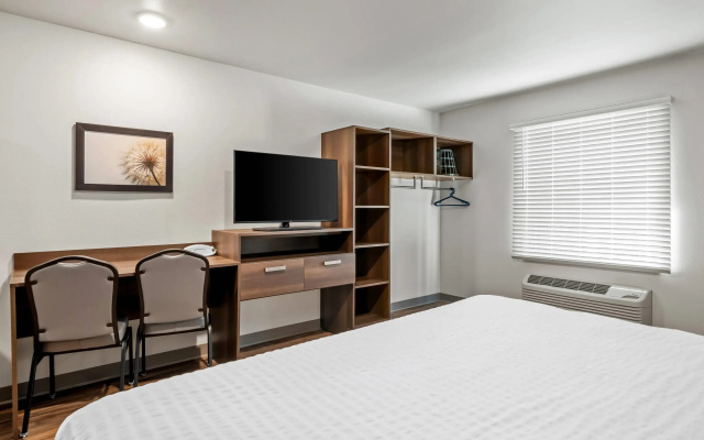WoodSpring Suites Orlando East UCF