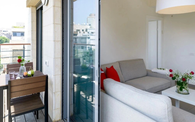 Sea View Apartment