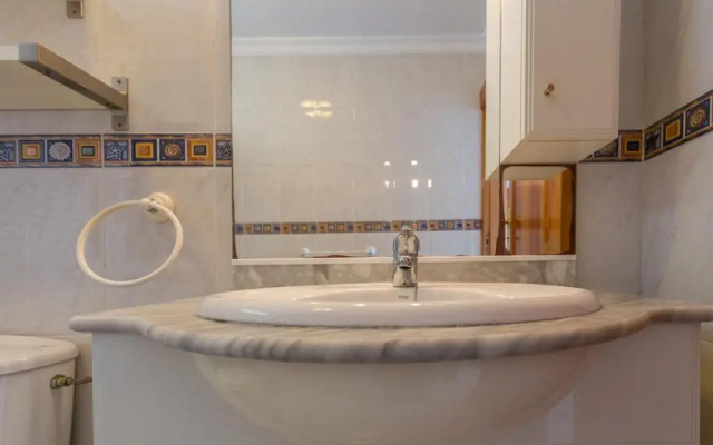 Studio Apartment with Sea View And Pool