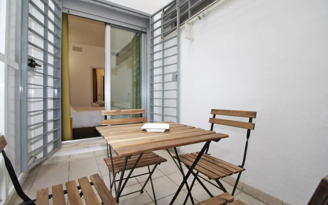 Del Parque Flats - Tribuna