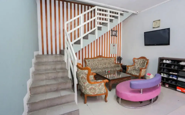 Hotel O Sman House