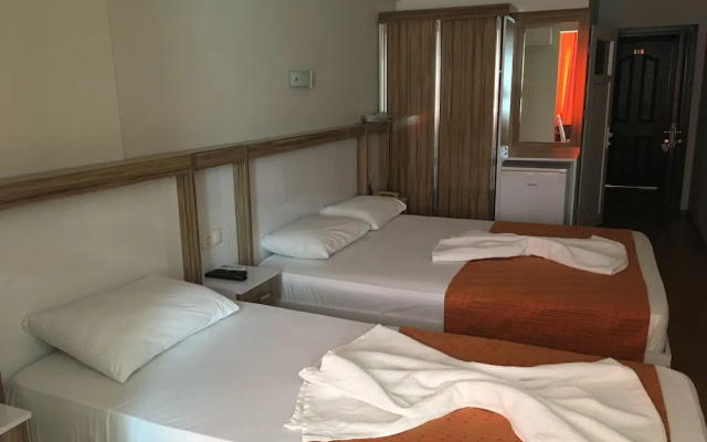 Ozhan Hotel