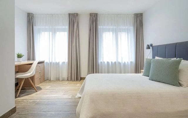 Hotel MET Pamplona