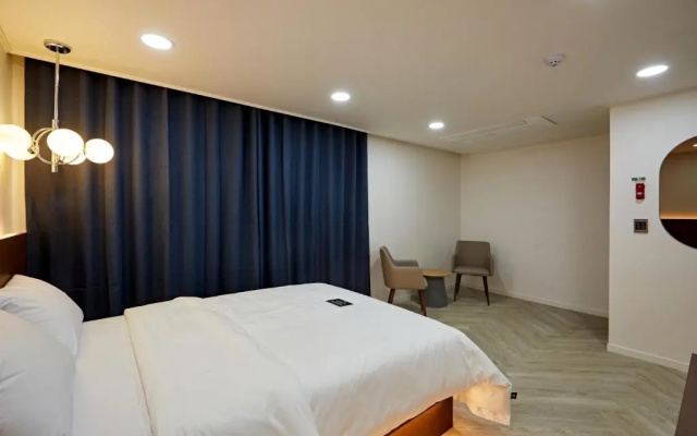 Sounds Hotel
