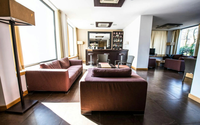 Hotel Touring