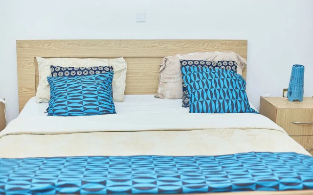 Beautiful one bed Apartment in Tema, Community 6