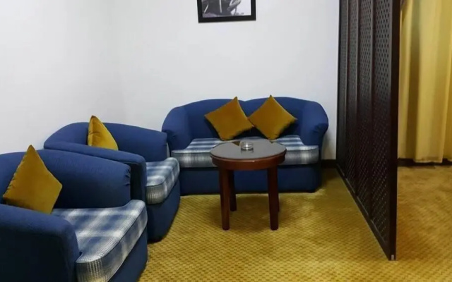 Al Olayan Plaza Hotel
