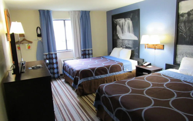 Super 8 By Wyndham Columbus/Edinburgh