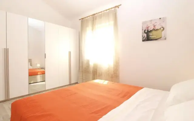 Apartment 1611