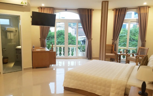 New Life Hotel