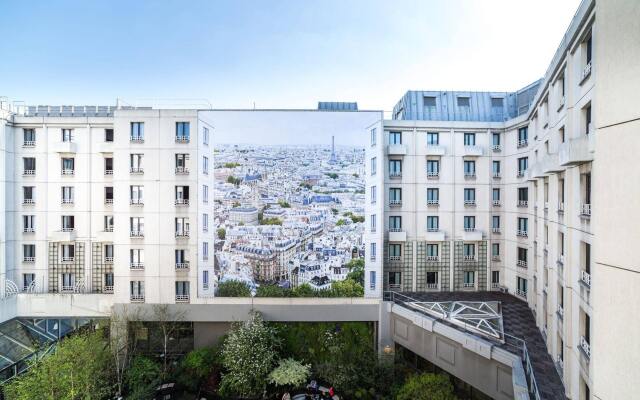 Novotel Paris Les Halles Hotel вид на фасад
