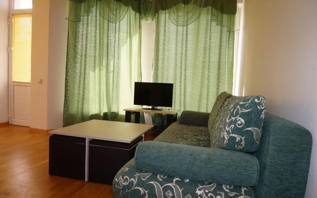 Karolina Guest House