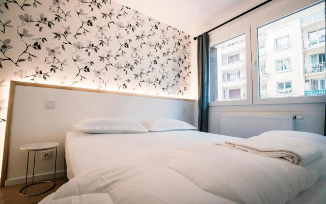 Le MAJESTIC **** : Luxury T2 plein centre / v-rent