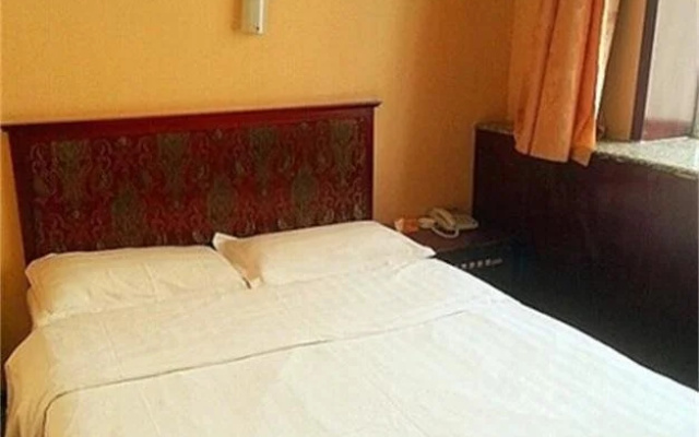 Urumchi Lisen Business Hotel