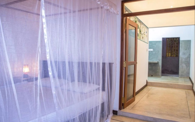 Teak Cottage
