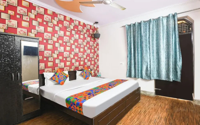 Fabhotel Decent
