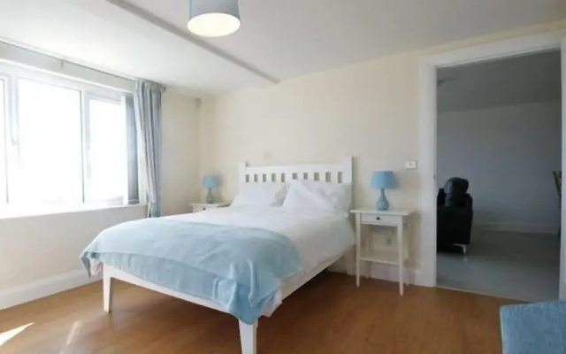 Sea View Apartment