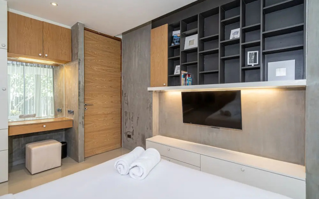 Designer Sea View Villa Natural Touch A1