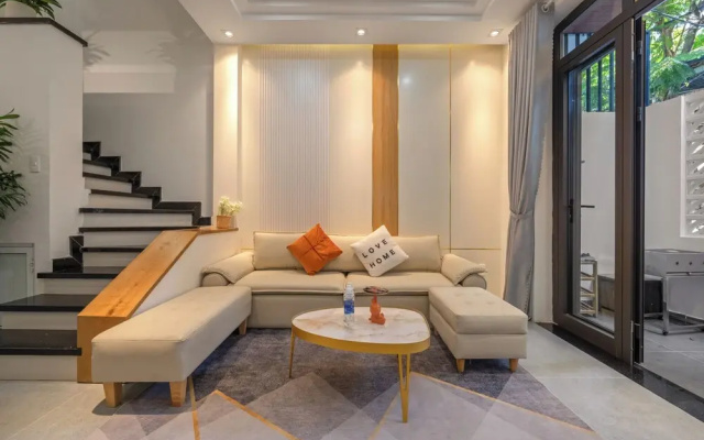 N to M Cozy House