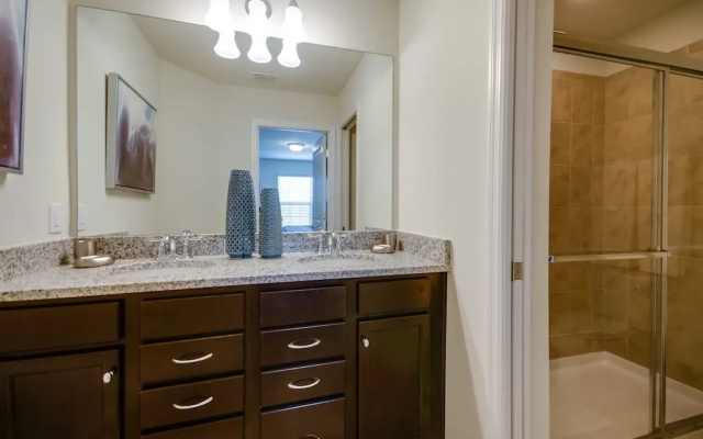 Solterra - 5569 Misty Oak Circle