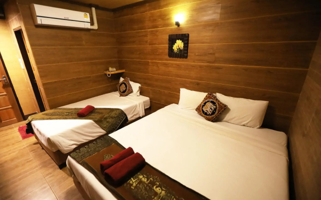 Thai Cozy House