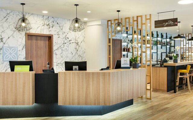 Отель Hilton Garden Inn Brussels City Centre Бельгия, Брюссель - 4 отзыва об отеле, цены и фото номеров - забронировать отель Hilton Garden Inn Brussels City Centre онлайн интерьер отеля